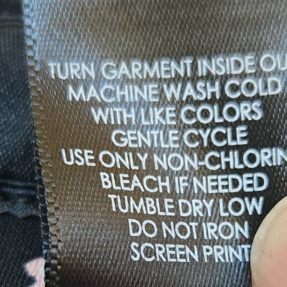 630-16 Torrid 2 Cami top & Capri pants Abstract Ditsy 2 pc SET Size 1 (16/18) - Picture 11 of 11